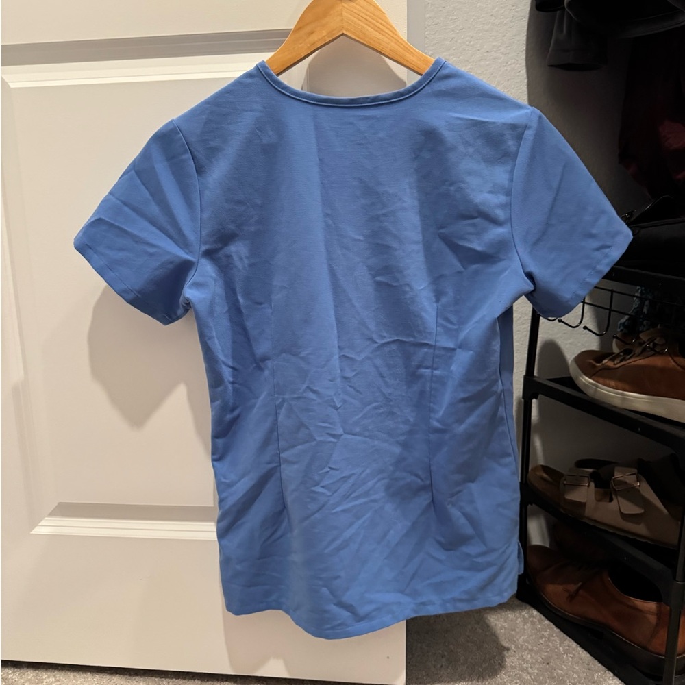 Figs Scrub Top - Picture 2 of 4